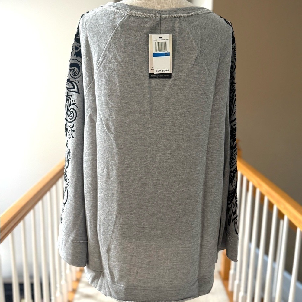 Seven7 French Terry Bell Sleeve Sweatshirt Heather Grey Paisley Graphic XL - Picture 7 of 10